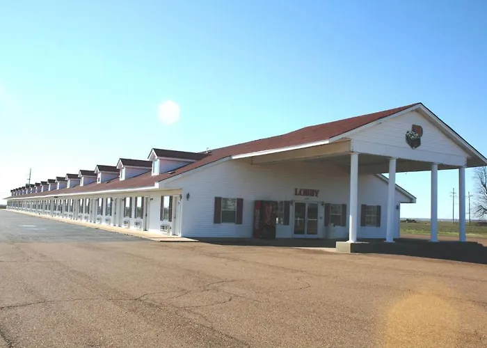 Pet Friendly hotel: Treasure Town Inn